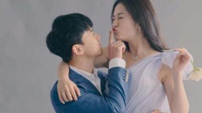 ​和张杰结婚9年后，谢娜再谈前任，疑透露与前任的真实关系