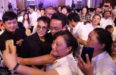 ​李连杰的真实家世（李连杰的传奇一生）