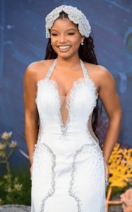 ​《小美人鱼》伦敦首映礼！黑色小美人鱼主演亮相