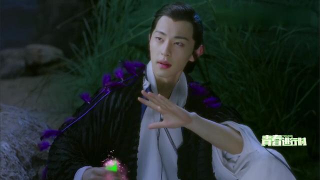 《封神演义》两大美男:邓伦演的子虚妖媚,孙傲演的仙鹤童子很仙