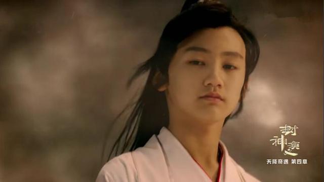 《封神演义》两大美男:邓伦演的子虚妖媚,孙傲演的仙鹤童子很仙