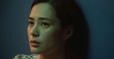 ​钟欣潼翻拍《监狱风云》差评漫天，首日票房仅 77 万