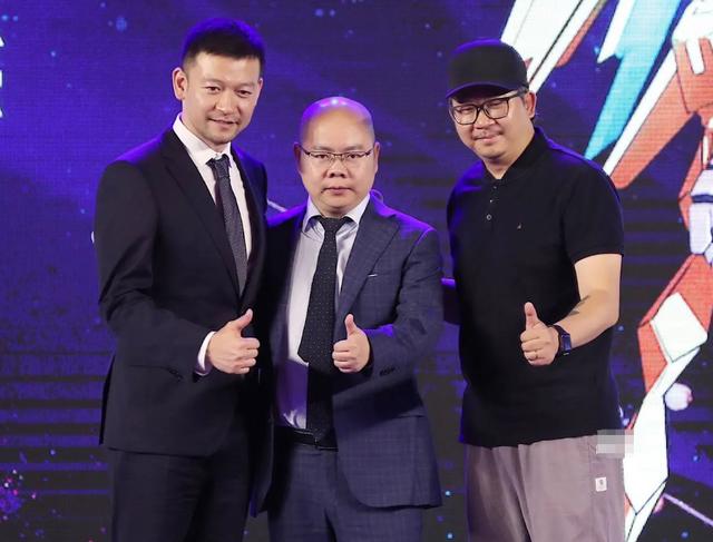 盘点那些华语电影史上的巅峰对决(6部电影国庆厮杀)(8)