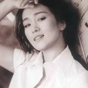 ​巩俐获奖影片 巩俐出席电影夺冠首映视频