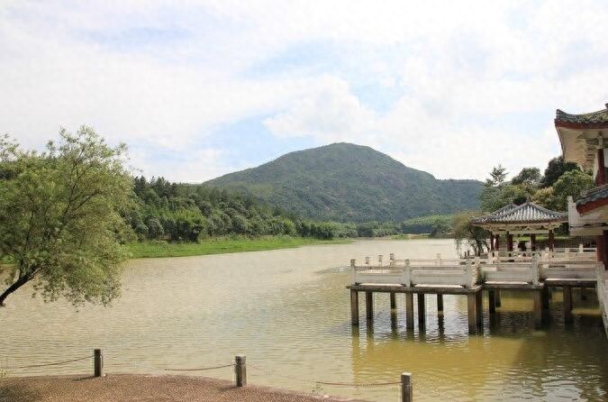 九鲤湖，最大的特色就是瀑布