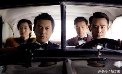 伪装者官配(伪装者靳东官配是谁)