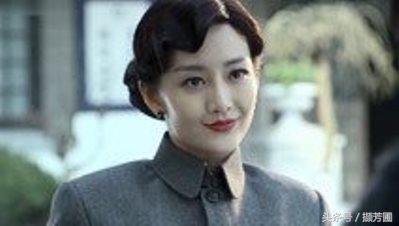 伪装者官配(伪装者靳东官配是谁)