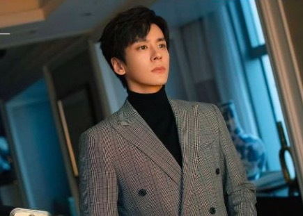 《以爱为营》男二是谁演的 男二是魏哲鸣吗喜欢女主吗