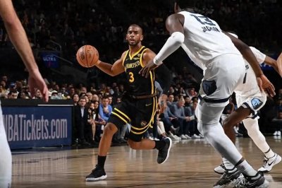 保罗第59次单场10+助攻0失误,现役第二三四五名合计54次