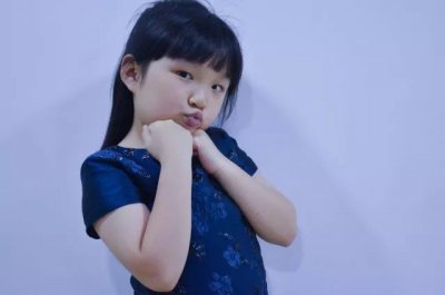 丁羽桐|受到万般宠溺的你,自信大方而又俏皮可爱!