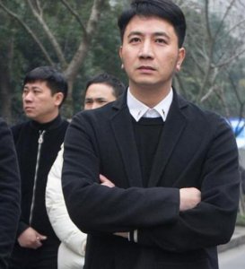 朱小贞留下的宝贵线索,火灾现场的两本书,或许可以破解未解之谜