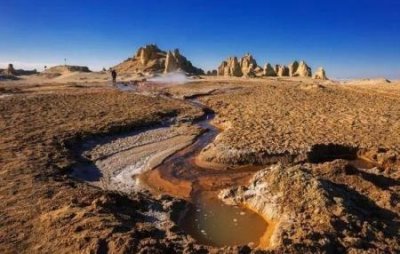 泸定桥上的铁环是怎么扣在一起的