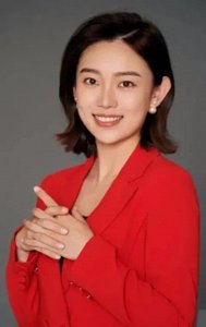 央视最美主持人李七月