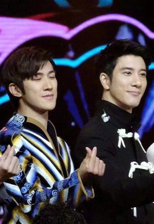 李治廷身高对比