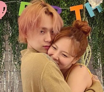 泫雅金晓钟复合惹争议!男方曾被曝出轨5次