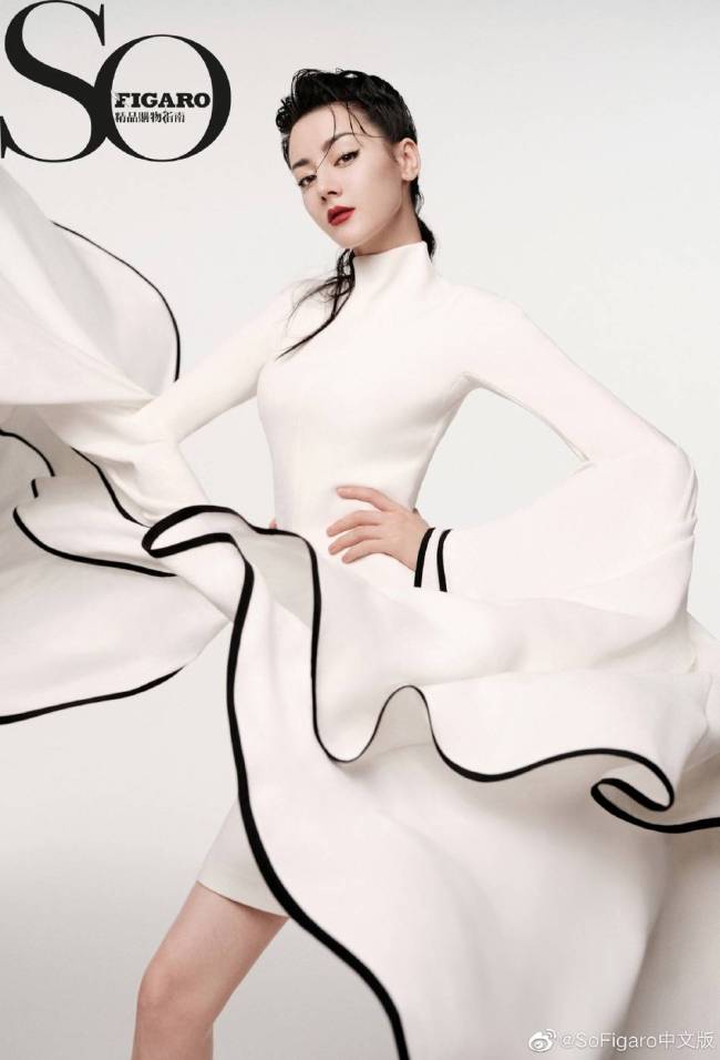 美艳!确实美艳!迪丽热巴身材曼妙性感撩人