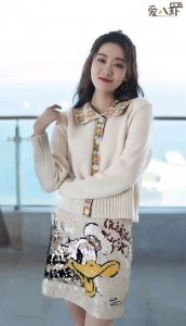 张小斐个人演艺经历起底,坚持不懈终于走红