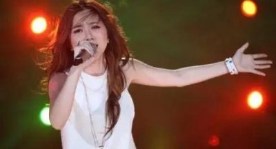 邓紫棋艺名版权归谁(邓紫棋艺名版权怎么回事)