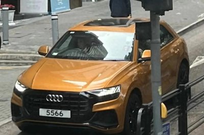 ​洪永时风光不再，5566号从兰博基尼换成奥迪，网友：消费降级