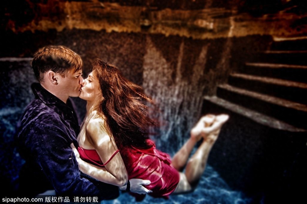 别出心裁的甜蜜情侣照 画面超唯美不拍就OUT啦