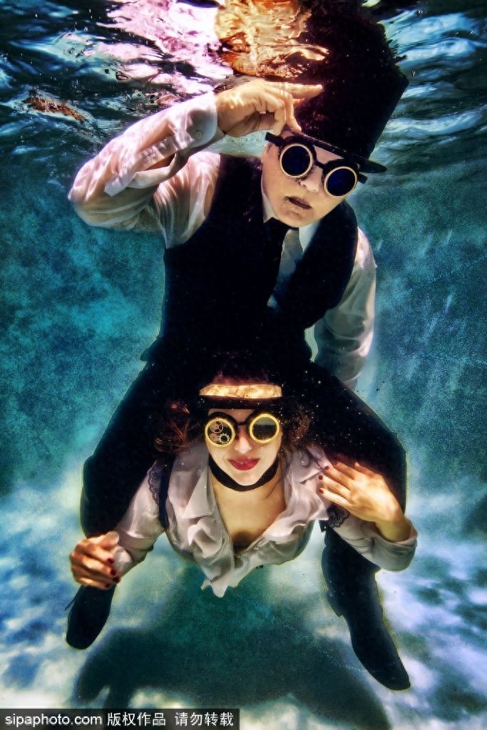 别出心裁的甜蜜情侣照 画面超唯美不拍就OUT啦