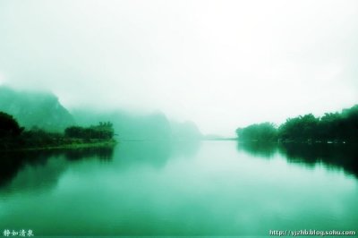 桂林山水之----无烟雨不漓江