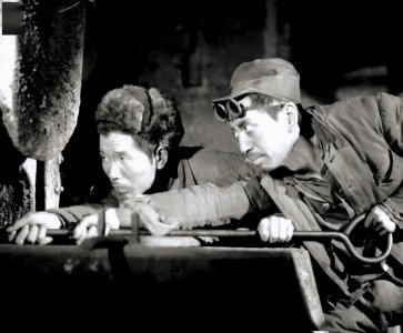 影史先锋榜-新中国第一部故事片《桥》