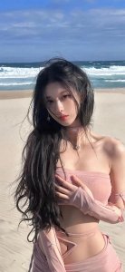 值得收藏了氛围感青春靓丽美女锁屏壁纸!