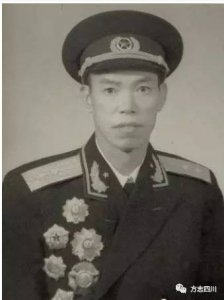 「蜀中人物」梁兴初