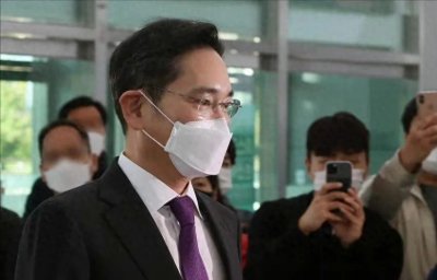 三星新掌门,曾两度被捕入狱,又被总统特赦,韩国财阀之王李在镕