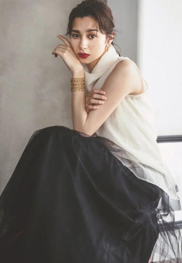 日本时尚杂志模特人气排行榜(时尚杂志模特排名)