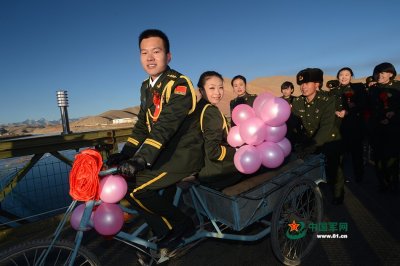 ​军恋有“毒”，但不要给我“解药”