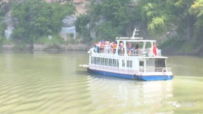 宁明花山:民俗活动精彩上演,吸引游客纷至沓来