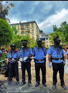 关于云南摸奶节真假.