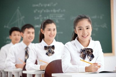 潜江市初中升高中录取时间安排