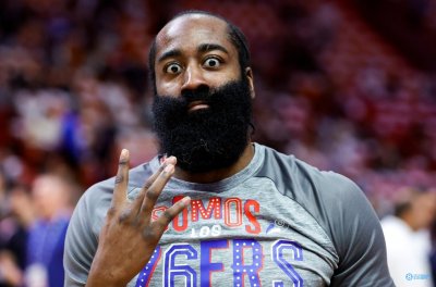 魔术师播报:76人加时胜绿军 哈登42分+准绝杀 恩比德也有34分