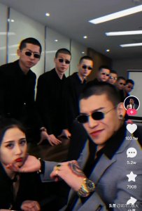 网红攀娘被人殴打,洋洋洋嫌疑最大,网友:严惩嫌疑人