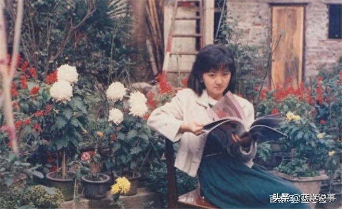 《城南旧事》的“英子”沈洁,人到中年了还是十岁时的笑容