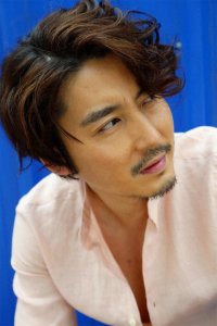 王泷正:在剧组求婚马薇,拍戏挣的钱全都给她,如今他还好吗?