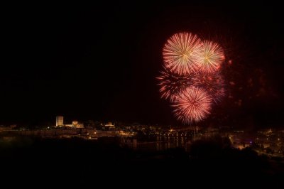 “松绑”烟花禁燃令声起,引爆 A 股概念,烟花厂商“大而不强”