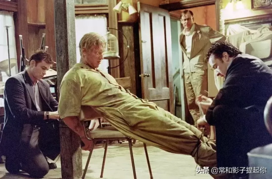 有什么好看的密室电影(盘点10部密室类电影)