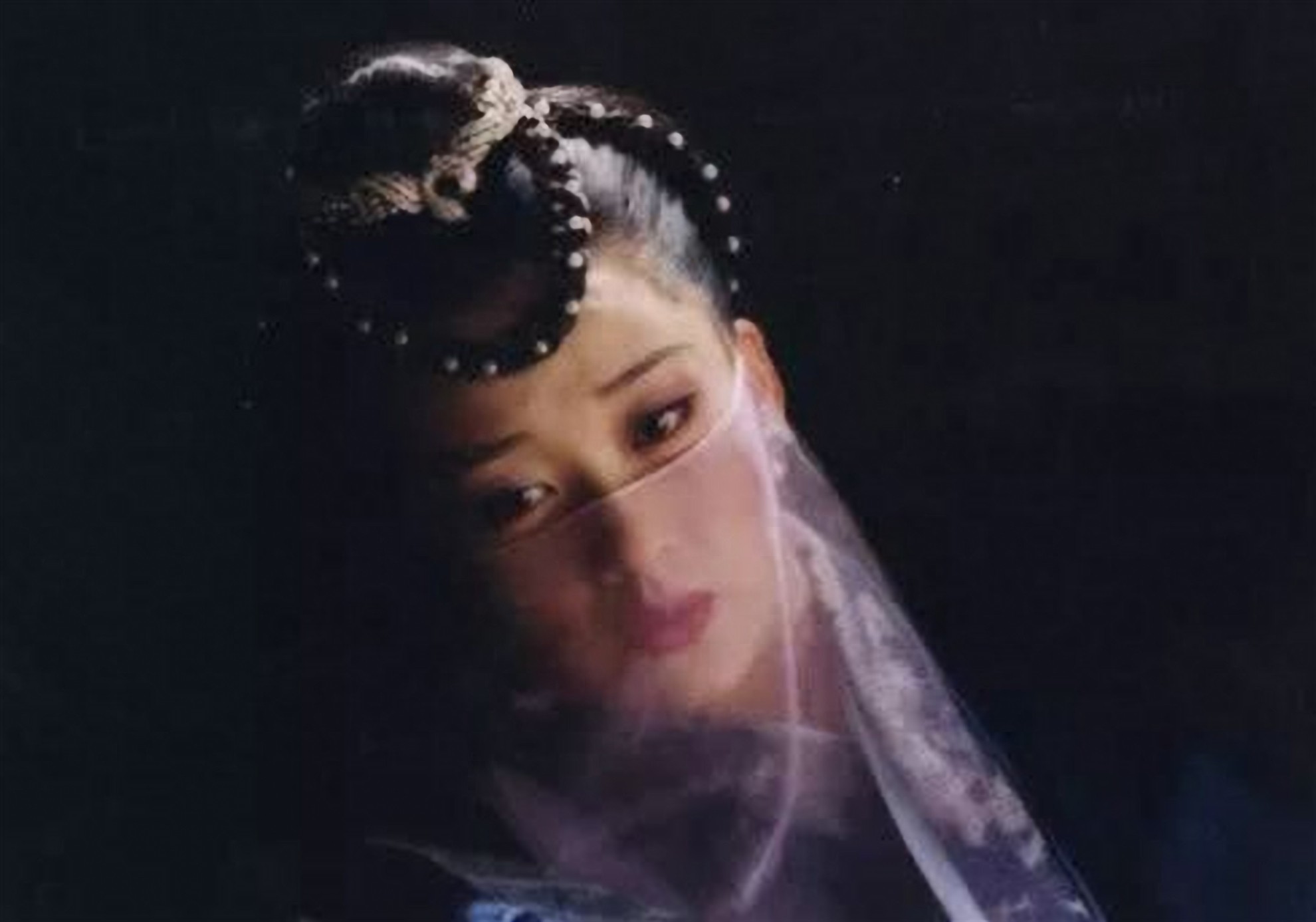 金庸笔下女影星怀旧图集(2):96版《笑傲江湖》梁佩玲的美照