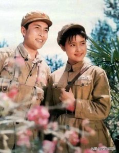 唐国强 刘晓庆 陈冲主演电影《小花》:一部值得一看再看的经典之作