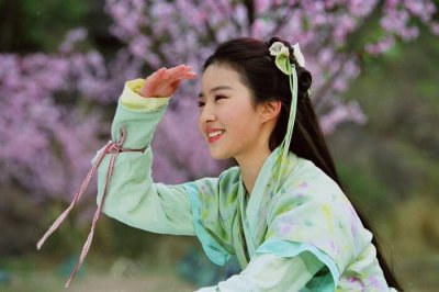 ​经典影视赏析：仙剑1人物赵灵儿（刘亦菲饰演）