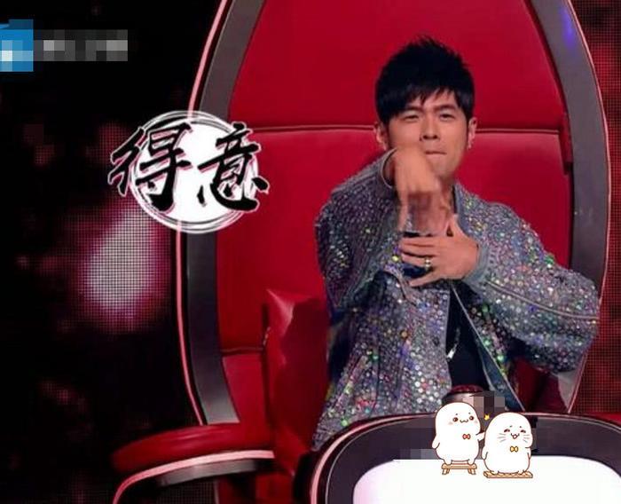 继潘长江后，蔡徐坤“脑残粉”又吐槽周杰伦，歌难听又长的丑？