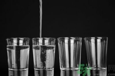 ​喝烫的水有什么危害?经常喝烫的水会怎么样