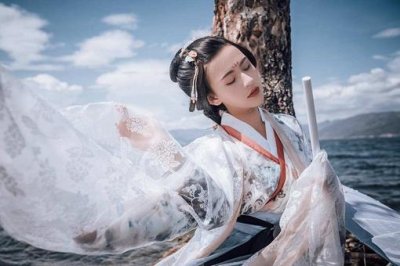 ​哪个朝代的汉服最最正宗