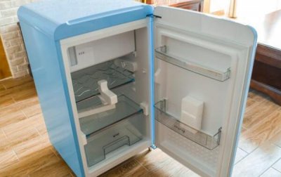 ​冰箱长时间不用可以断电吗，可以（最好每半月通电一次）