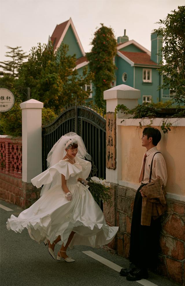 拍婚纱照一般多少钱合适(拍婚纱照多少钱正常)(5)