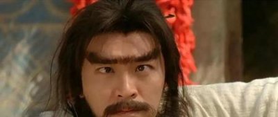 ​娶妻不娶颧骨高,嫁汉不嫁连眉梢的意思